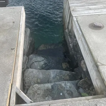 Roaldspiren Bed and Breakfast 3*